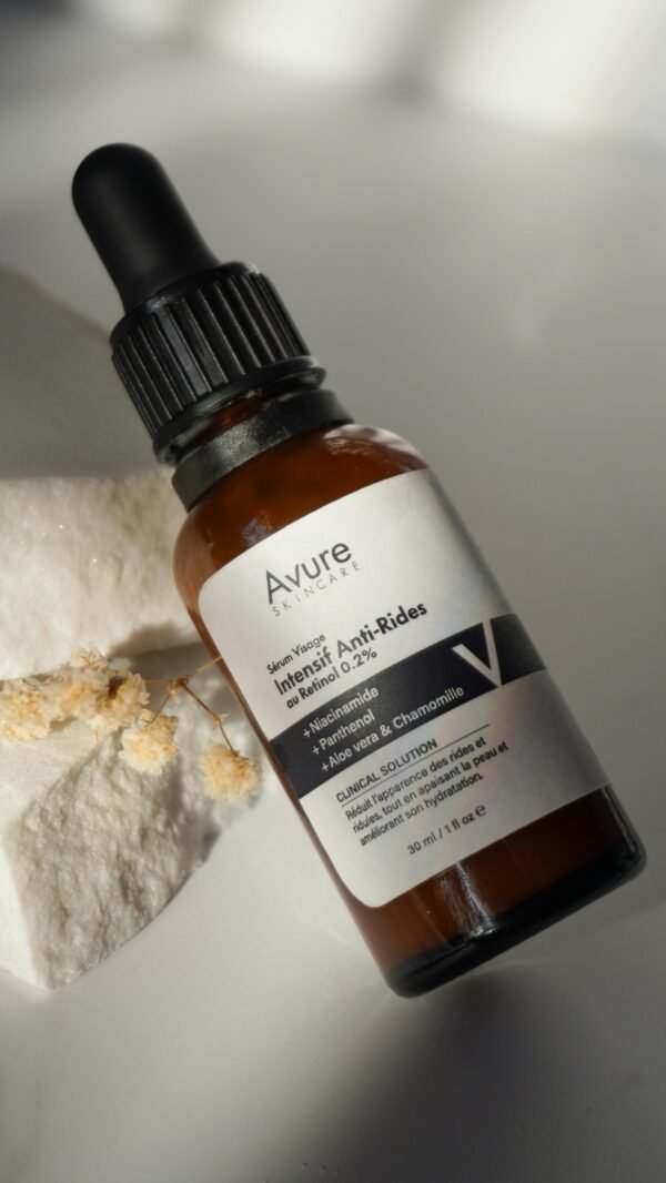 pexels-anfel-lanane-2356529-33481430 Sérum Visage à l’Acide Hyaluronique (Hydratation + Éclat)