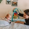pexels-rdne-6849304 Tapis d’Éveil Animé pour Bébé (Avec Jouets Suspendus)